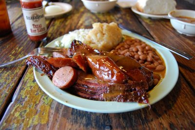 IT LOOKS LIKE THIS.................IT IS THE BEST BBQ YOU WILL EVER TASTE