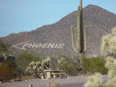 FAMOUS PHOENIX SIGN AT USERY