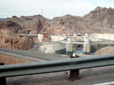 VIEW FROM THE ROAD ABOVE.........LOOKS TIGHT