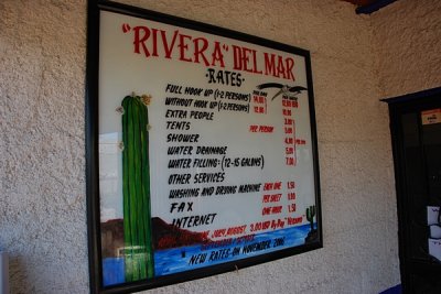 WE SOMETIMES STAYED AT DEVELOPED RV PARKS WITH FULL WATER, ELECTRICAL AND SEWER HOOKUPS-FEW HAD LAUNDRY FACILITIES