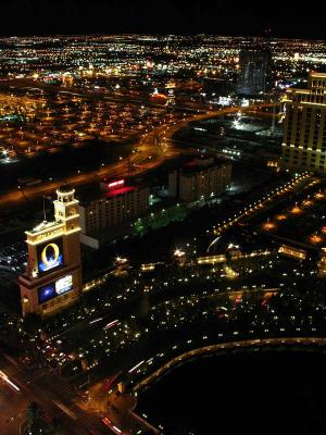 LOOKING DOWN ON THE BELLAGIO INTERSECTION