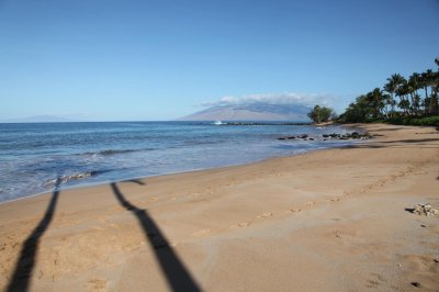 Ulua Beach - this was the morning of the tsumani warning