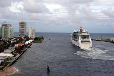 Sailaway from Fort Lauderdale, Port Everglades