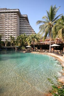 Grounds at Fairmont Acapulco Princess Hotel