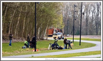 silence on tourne