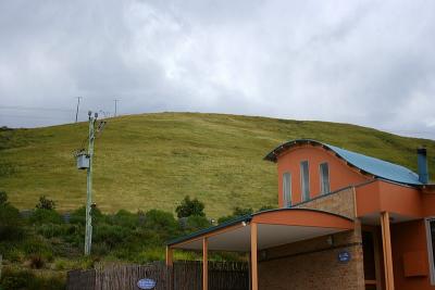 The rolling hills around Apollo Bay