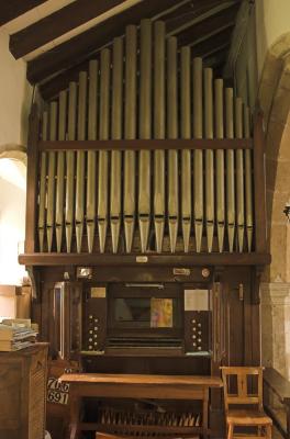 Organ at St Margarets, Ifield
