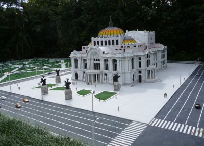 Miniature of the Palace of Fine Arts (Mexico City)