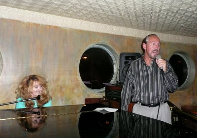 Bill Singing in Engine Room Bar