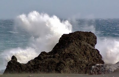 Turakirae Head wave splash near location of historical giant e'quake.