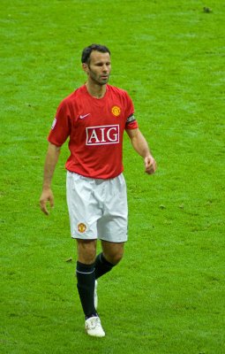 11 - Giggs