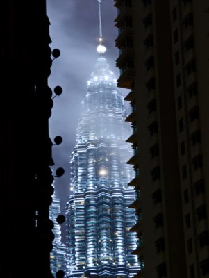 GALLERY ::Moods of the Petronas Twin Towers  Kuala Lumpur, Malaysia - September 2007