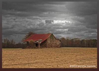 Old barn in HDR(High Dynamic Range)