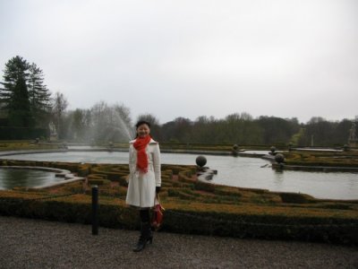 palace garden.JPG