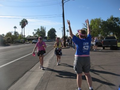 Cheering on the walkers second day2