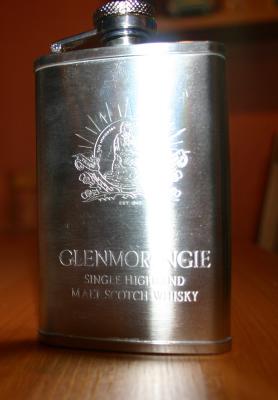 g3/61/523761/3/55085265.hipflask.jpg