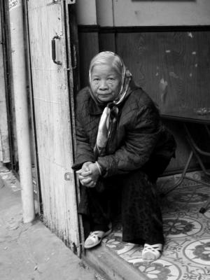 hanoi merchant.jpg