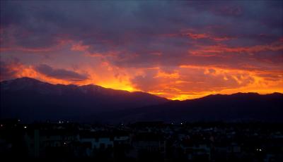 Sunset 030106W, Pikes Peak at left