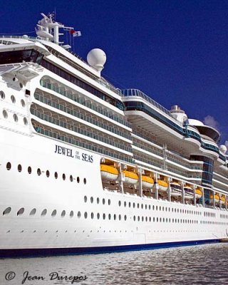Royal Caribbean Int. Cruise  Lines