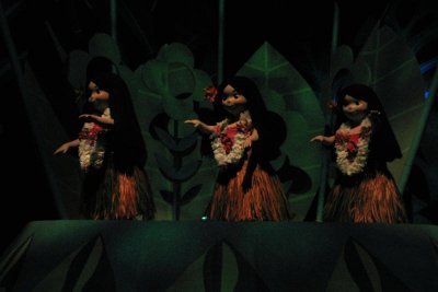 Hula Doll Dancers