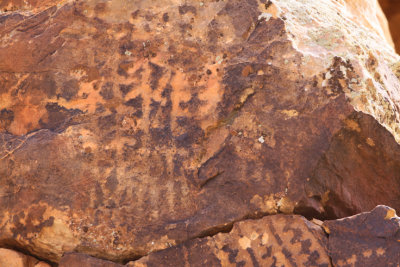 Petroglyphs in Utah-4460.jpg