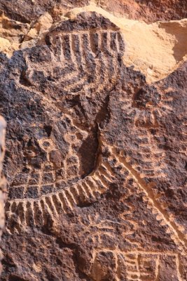 Petroglyphs in Utah-4413.jpg