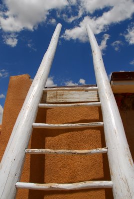 Kiva ladder