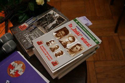 Promotion of books