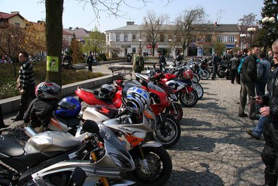 Motorcycles at Main Square