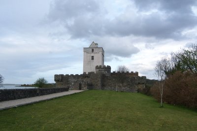 Doe castle1.jpg