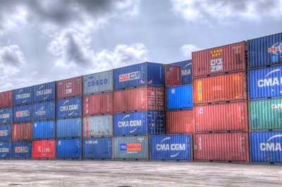 Containers Line HDR