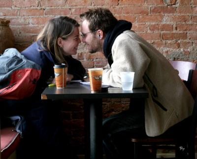 Dec. 10, 2005 - Couple in a cafe