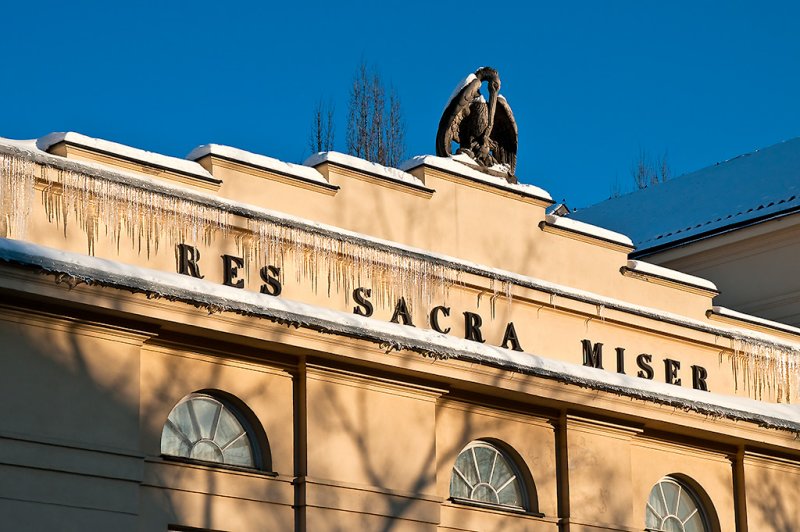 Res Sacra Miser
