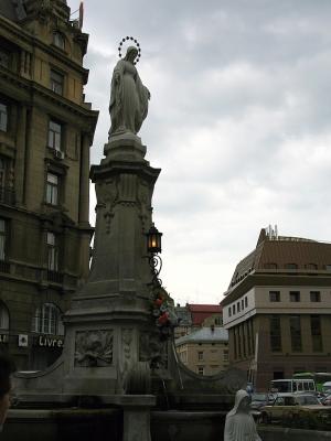 BV Mary Statue