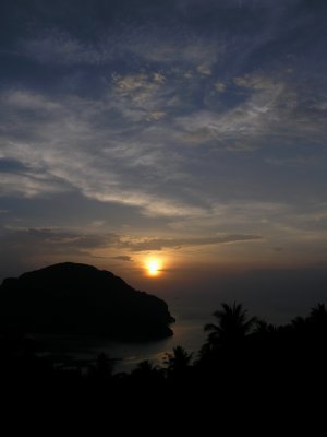 sunset seen from Viewpoint on Koh Phi Phi