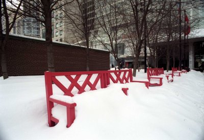Bench in snow Reala