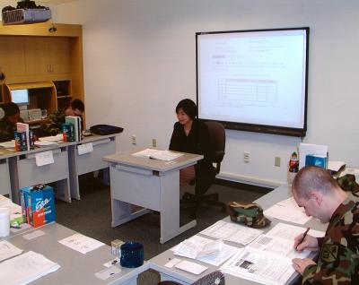 g3/62/628662/3/54490012.HyonChuwithSmartBoard.jpg