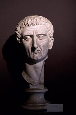 22_bust_nerva.jpg