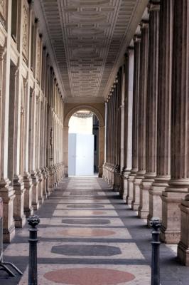 23_columns_arch.jpg