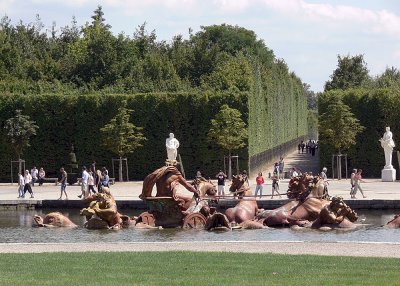 Fountains_Versailles.jpg