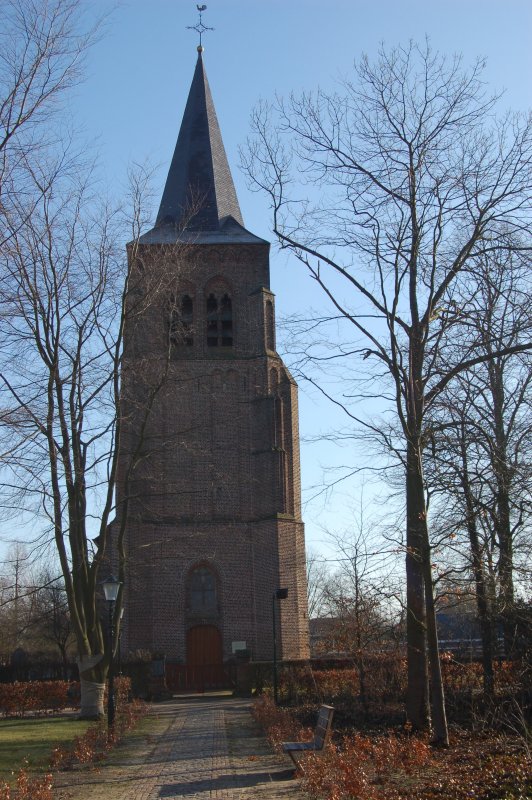 Waalre, rk h. Willibrorduskerk 4 [026], 2010.jpg