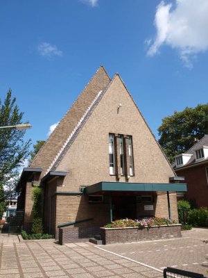 Hilversum, Jehova getuigen koninkrijkszaal 11, 2008.jpg