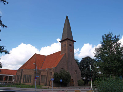 Hilversum, int christian centre (voorm geref Zuiderkerk), 2008.jpg