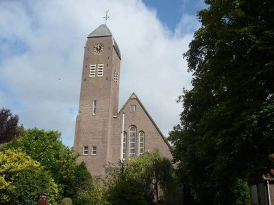 Dirkshorn, geref kerk [004], 2008.jpg