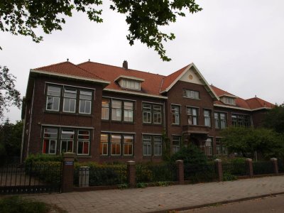 Zwolle, Ned geref kerk diensten in Carolus Clusius College, 2008.jpg