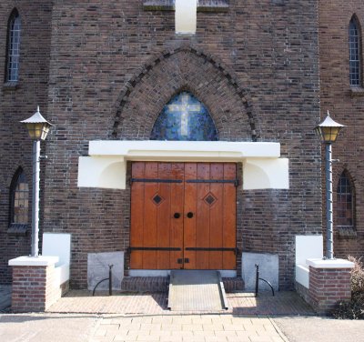 Breezand, RK kerk entree, 2009.jpg