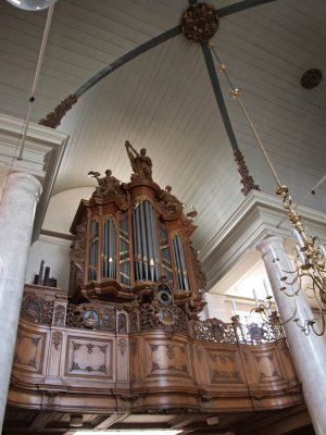 Zaandam, ev lutherse kerk en ev broederschap orgel, 2009.jpg