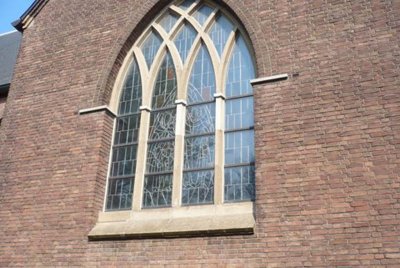 Heerenveen, RK parochie raam [004], 2009.jpg