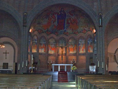 Bussum, RK h Mariakerk interieur 1, 2009.jpg