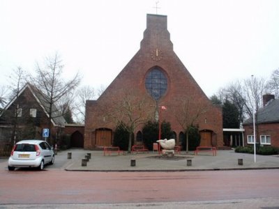 Zwaagdijk Oost, RK st Jozefkerk 3 [004]. 2010.jpg